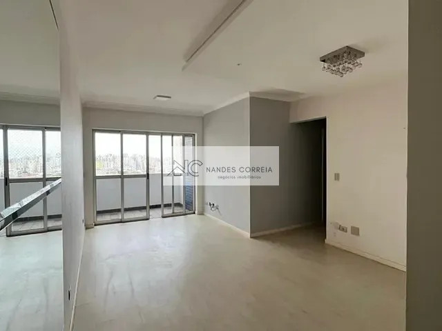 Apartamento 3 quartos e 2 banheiros, à venda, no bairro San Remo em Londrina