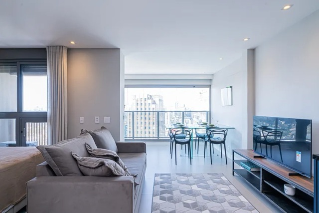 Apartamento 1 quarto e 2 banheiros, à venda, no bairro Itaim Bibi em São Paulo