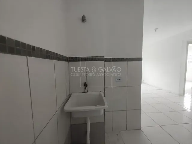 Apartamento com 47m² 2 quartos e 1 banheiro, para alugar, no bairro Guarani em Colombo