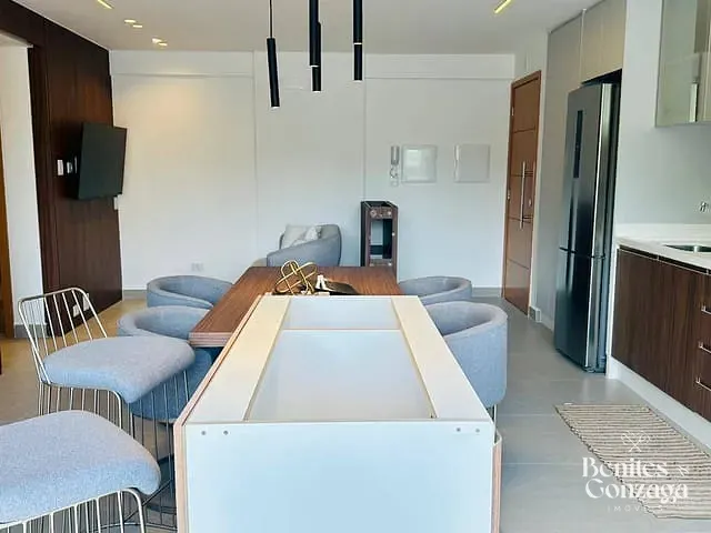 Apartamento 2 quartos e 2 banheiros, à venda, no bairro Zona 07 em Maringá