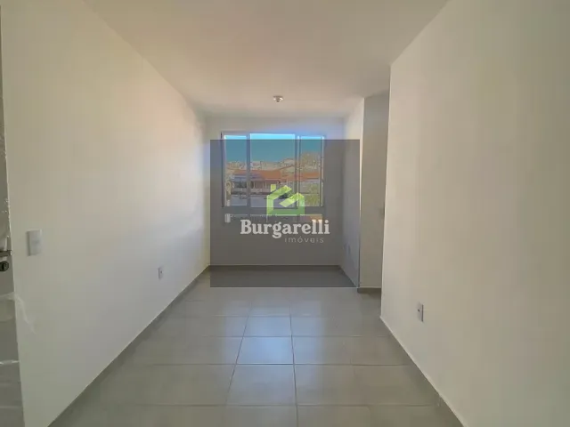 Apartamento 2 quartos e 1 banheiro, para alugar, no bairro Residencial Nova Era em Lavras