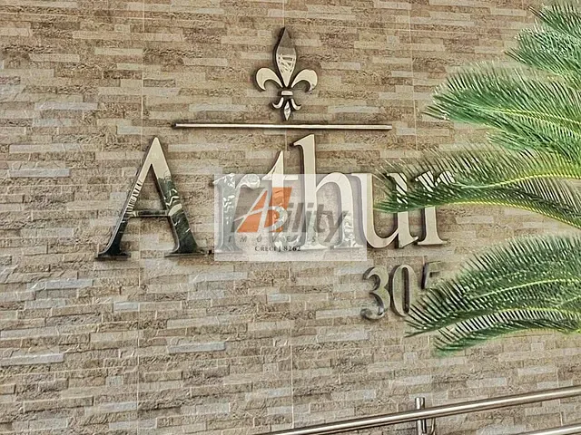 Apartamento com 139m² 3 quartos e 4 banheiros, para alugar, no bairro Duque de Caxias em Cuiabá