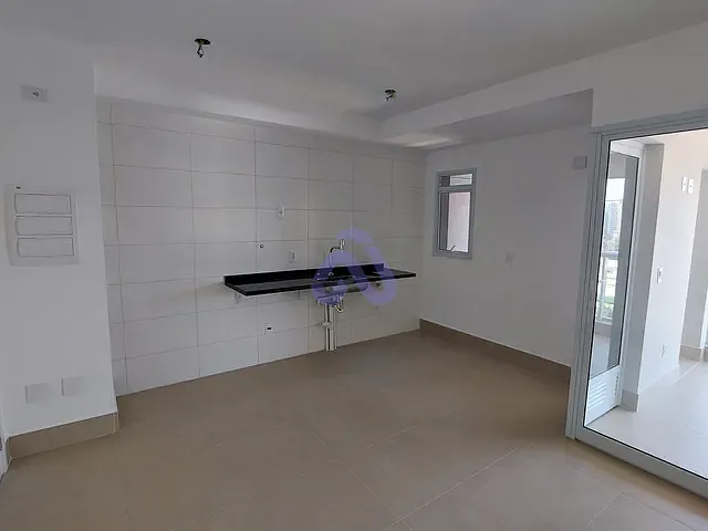 Apartamento 2 quartos e 2 banheiros, à venda, no bairro Vila Azevedo em São Paulo