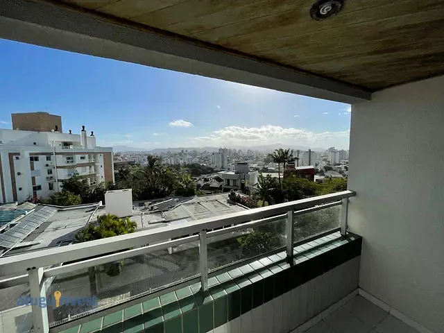 Apartamento 2 quartos e 1 banheiro, à venda, no bairro Estreito em Florianópolis