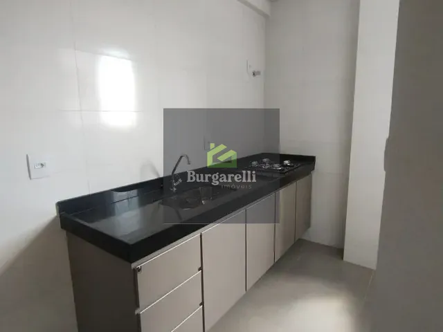 Apartamento 2 quartos e 1 banheiro, para alugar, no bairro Vila São Francisco em Lavras