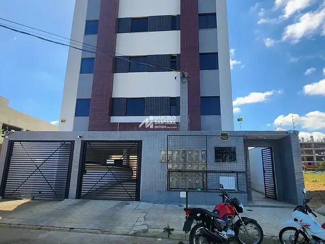 Apartamento 3 quartos e 1 banheiro, à venda ou para alugar, no bairro Candeias em Vitória da Conquista