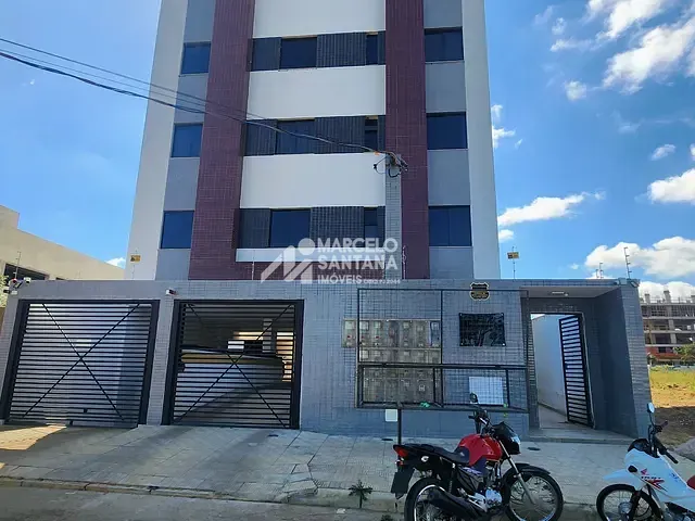 Apartamento 3 quartos e 1 banheiro, à venda ou para alugar, no bairro Candeias em Vitória da Conquista