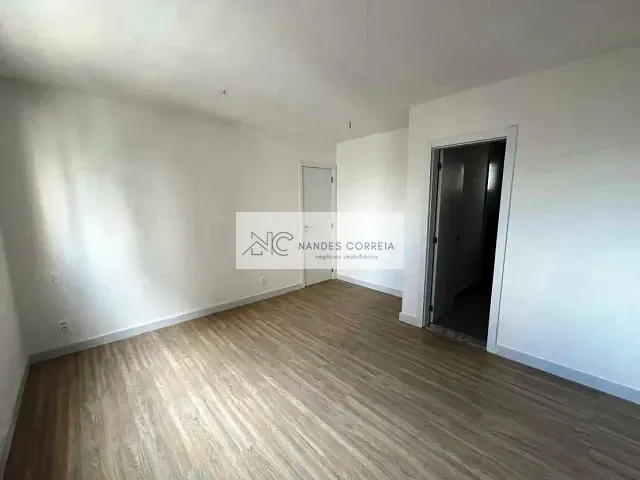 Apartamento com 213m² 3 quartos e 3 banheiros, à venda, no bairro Gleba Fazenda Palhano em Londrina