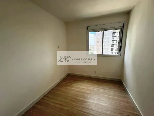 Apartamento com 213m² 3 quartos e 3 banheiros, à venda, no bairro Gleba Fazenda Palhano em Londrina