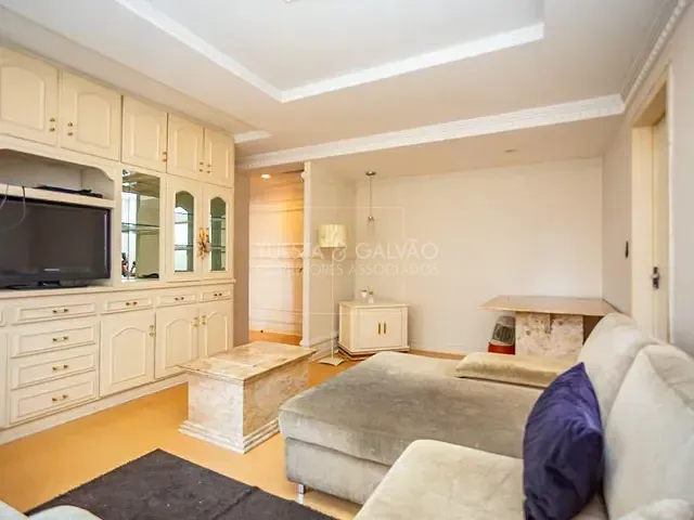 Apartamento com 126m² 3 quartos e 2 banheiros, à venda, no bairro Água Verde em Curitiba