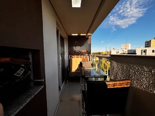 Apartamento com 105m² 3 quartos e 2 banheiros, à venda, no bairro Antares em Londrina
