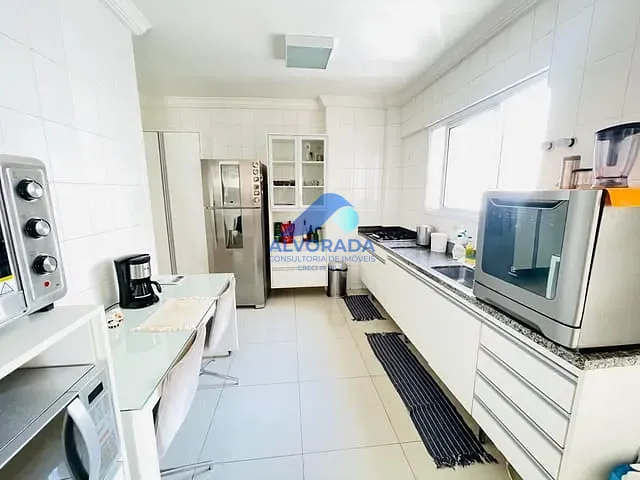 Apartamento 3 quartos e 1 banheiro, à venda ou para alugar, no bairro Jardim das Indústrias em São José dos Campos