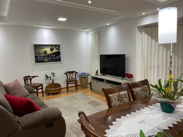 Apartamento 3 quartos e 5 banheiros, à venda, no bairro Vila Bastos em Santo André