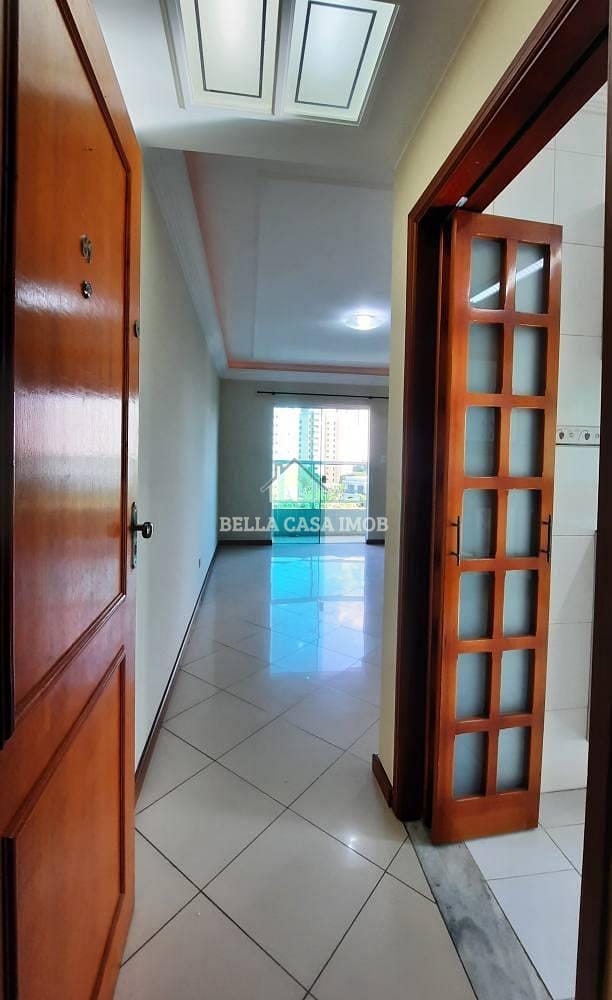 Apartamento à venda com 3 quartos, 90m² - Foto 8