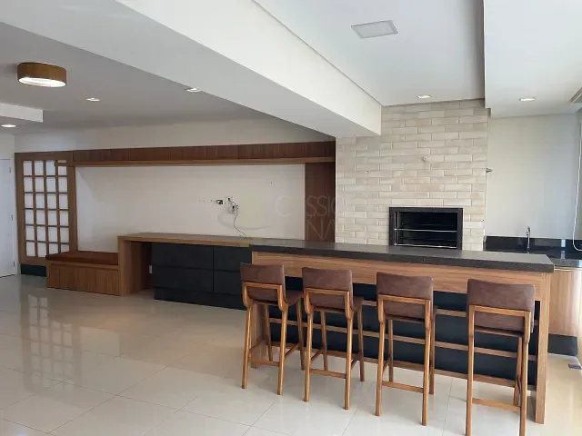 Apartamento com 223m² 2 quartos e 3 banheiros, à venda, no bairro Centro em Apucarana