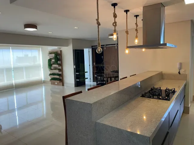 Apartamento com 223m² 2 quartos e 3 banheiros, à venda, no bairro Centro em Apucarana