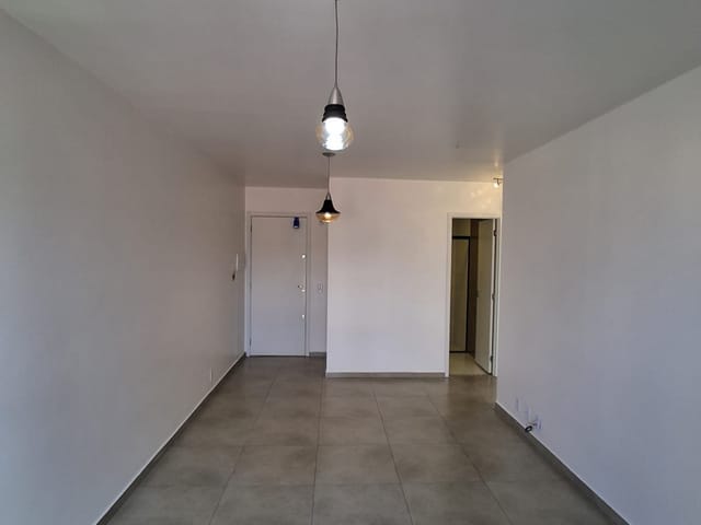 Apartamento 2 quartos e 1 banheiro, à venda ou para alugar, no bairro Conjunto Habitacional Brás Cubas em Mogi das Cruzes