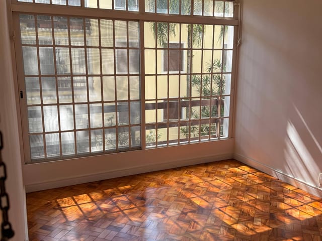 Apartamento 3 quartos e 2 banheiros, para alugar, no bairro Vila Cordeiro em São Paulo