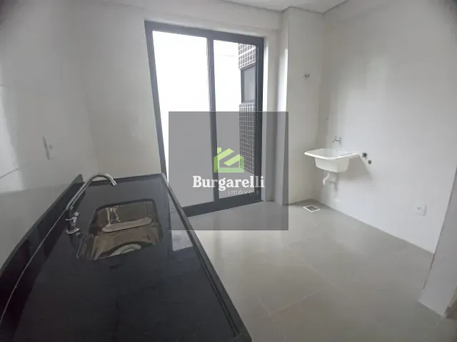 Apartamento 1 quarto e 1 banheiro, para alugar, no bairro Vila São Francisco em Lavras