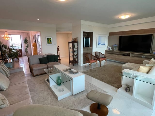 Apartamento 3 quartos e 5 banheiros, à venda, no bairro Jardins em Aracaju