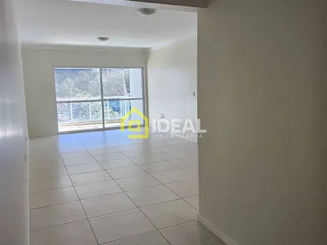 Apartamento 3 quartos e 2 banheiros, para alugar, no bairro Centro em Concórdia