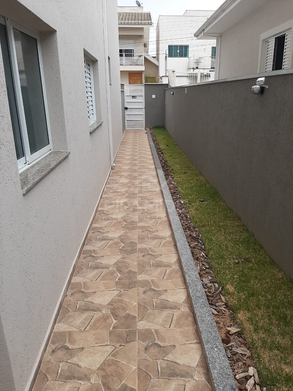 Apartamento à venda com 2 quartos, 70m² - Foto 13