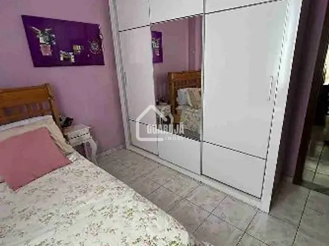 Apartamento 2 quartos e 1 banheiro, à venda, no bairro Vila Alice (Vicente de Carvalho) em Guarujá