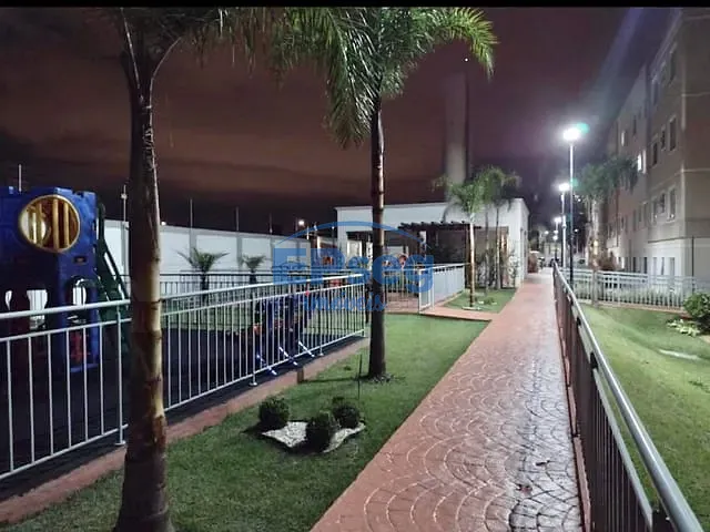 Apartamento 2 quartos e 1 banheiro, à venda, no bairro Chácara Manella em Cambé