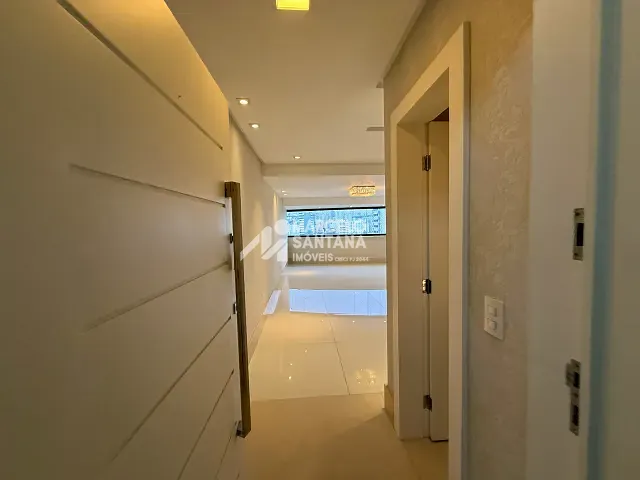 Apartamento 4 quartos e 6 banheiros, para alugar, no bairro Candeias em Vitória da Conquista