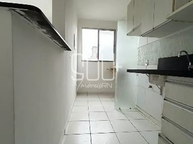 Apartamento 2 quartos e 1 banheiro, à venda, no bairro Nova Parnamirim em Parnamirim