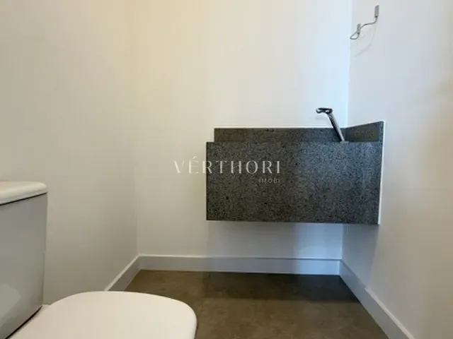 Apartamento 3 quartos e 3 banheiros, à venda ou para alugar, no bairro Gleba Fazenda Palhano em Londrina