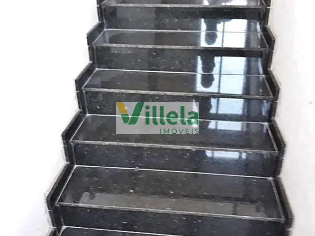 Apartamento 1 quarto e 1 banheiro, à venda, no bairro Jardim Amalfi em Ferraz de Vasconcelos