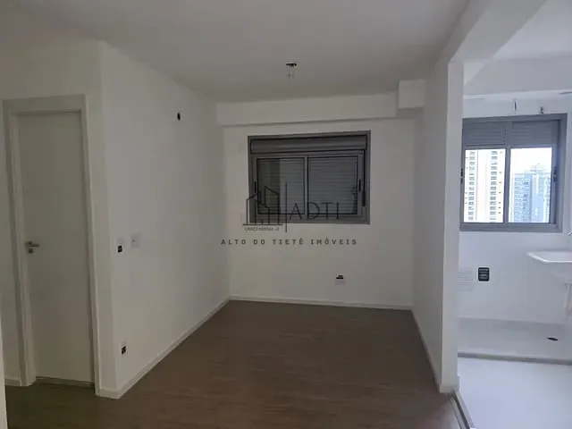 Apartamento 2 quartos e 1 banheiro, à venda ou para alugar, no bairro Vila Mogilar em Mogi das Cruzes