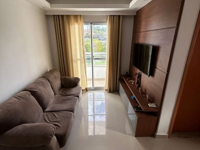 Apartamento com 56m² 2 quartos e 1 banheiro, para alugar, no bairro Glória em Macaé
