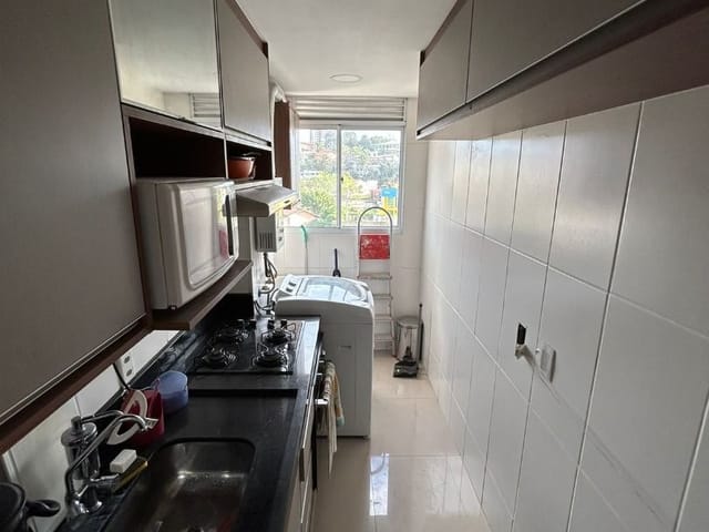 Apartamento com 56m² 2 quartos e 1 banheiro, para alugar, no bairro Glória em Macaé