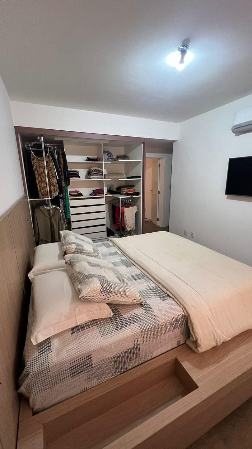 Apartamento à venda com 3 quartos, 165m² - Foto 8