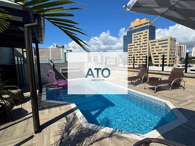 Apartamento com 320m² 4 quartos e 6 banheiros, à venda, no bairro Canto em Florianópolis