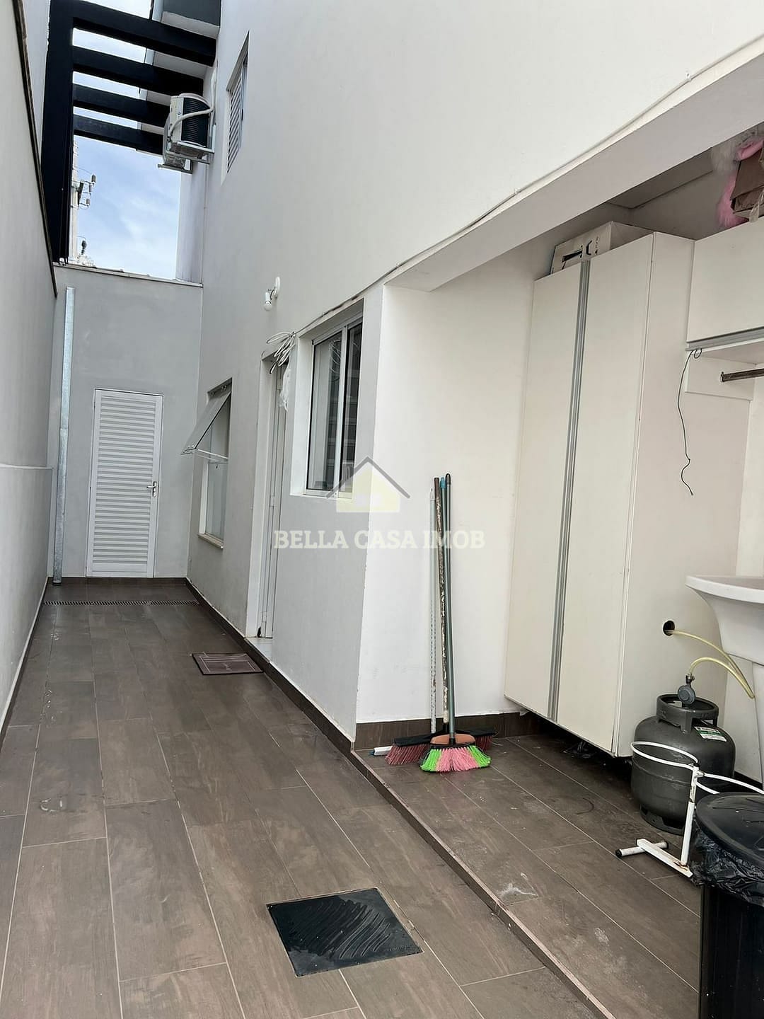 Apartamento para alugar com 3 quartos, 199m² - Foto 35