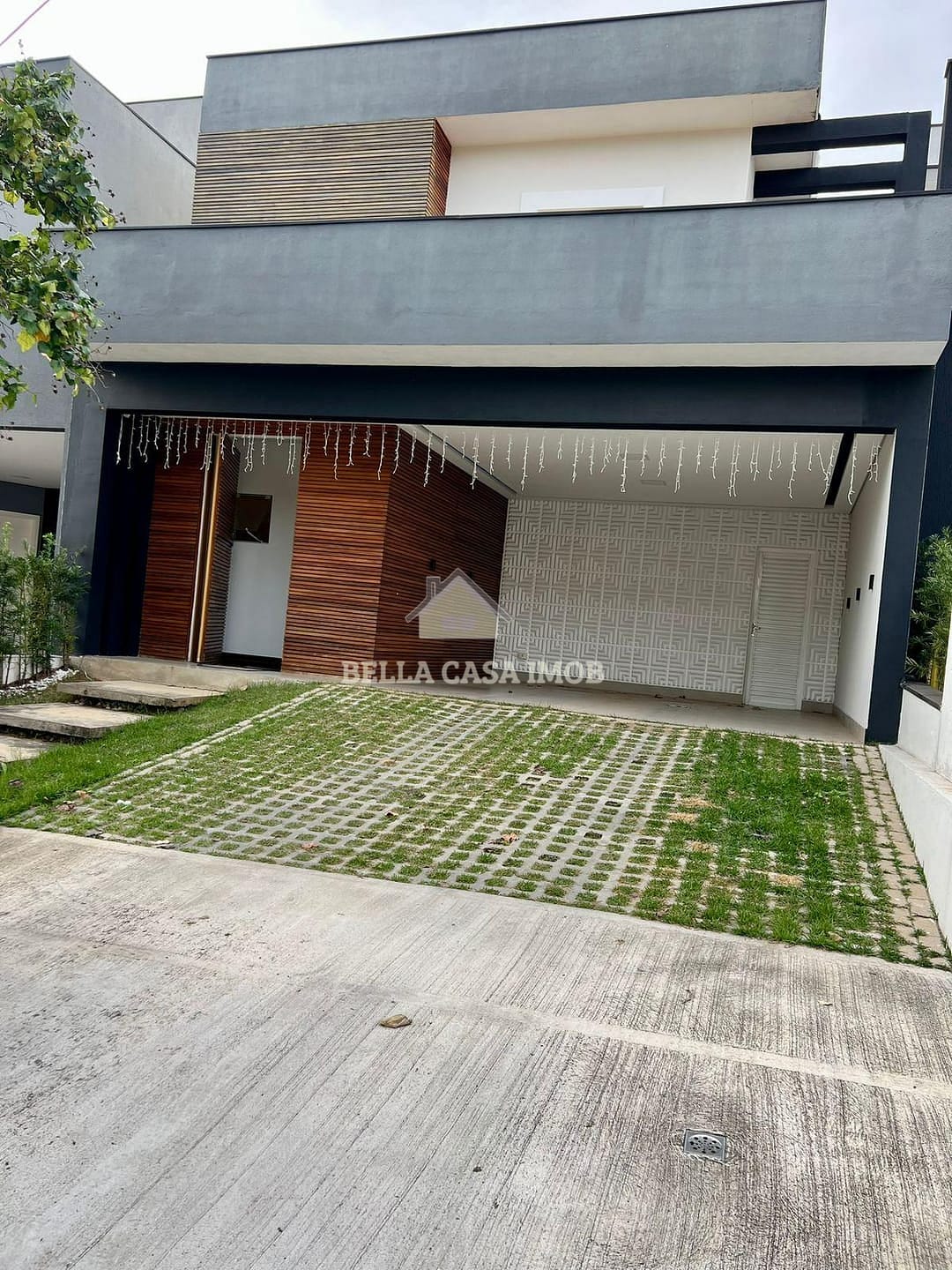 Apartamento para alugar com 3 quartos, 199m² - Foto 1