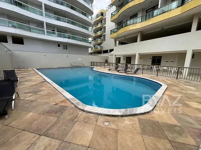 Apartamento 3 quartos e 2 banheiros, à venda ou para alugar, no bairro Centro em Cabo Frio
