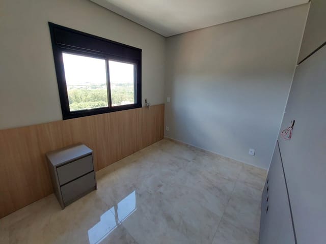 Apartamento 2 quartos e 2 banheiros, para alugar, no bairro Vila Oliveira em Mogi das Cruzes