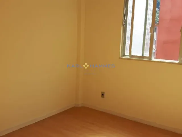 Apartamento com 43m² 2 quartos e 1 banheiro, à venda, no bairro Alto da Serra em Petrópolis
