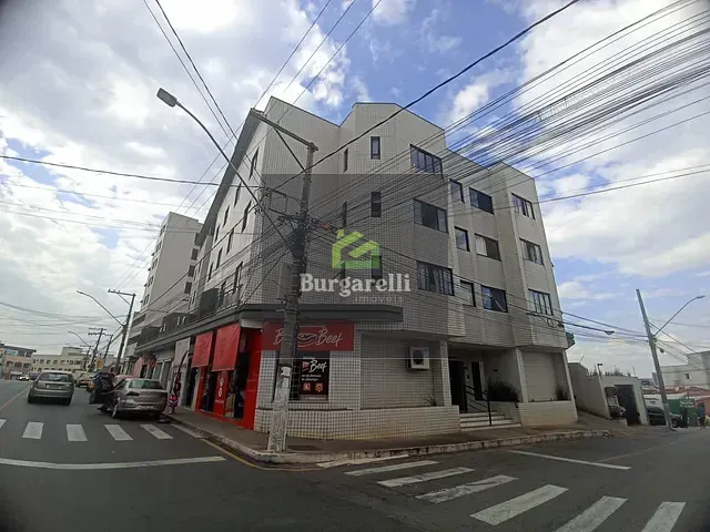 Apartamento 2 quartos e 1 banheiro, para alugar, no bairro Vila Nílton Teixeira em Lavras