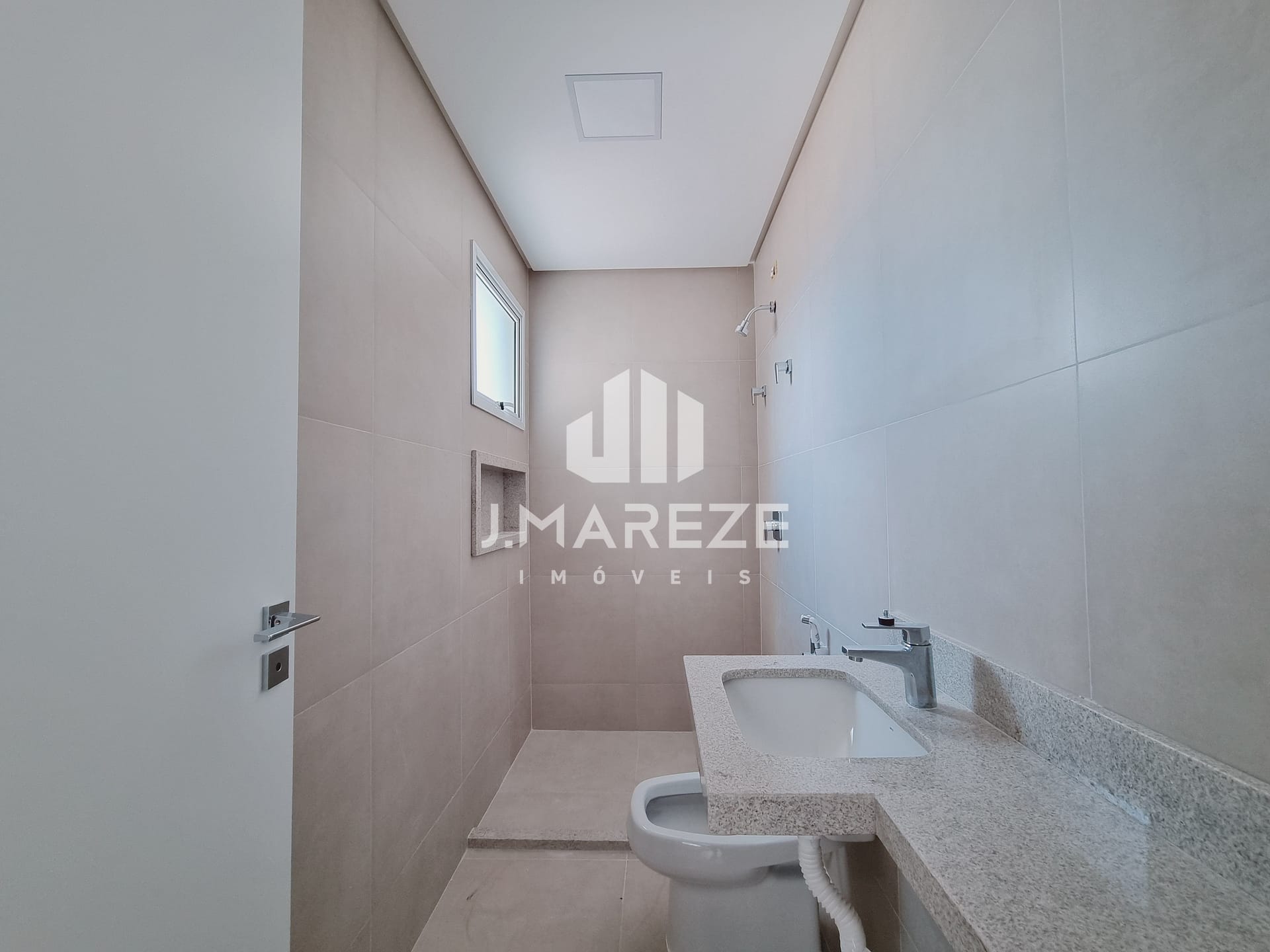 Apartamento à venda com 3 quartos, 127m² - Foto 10