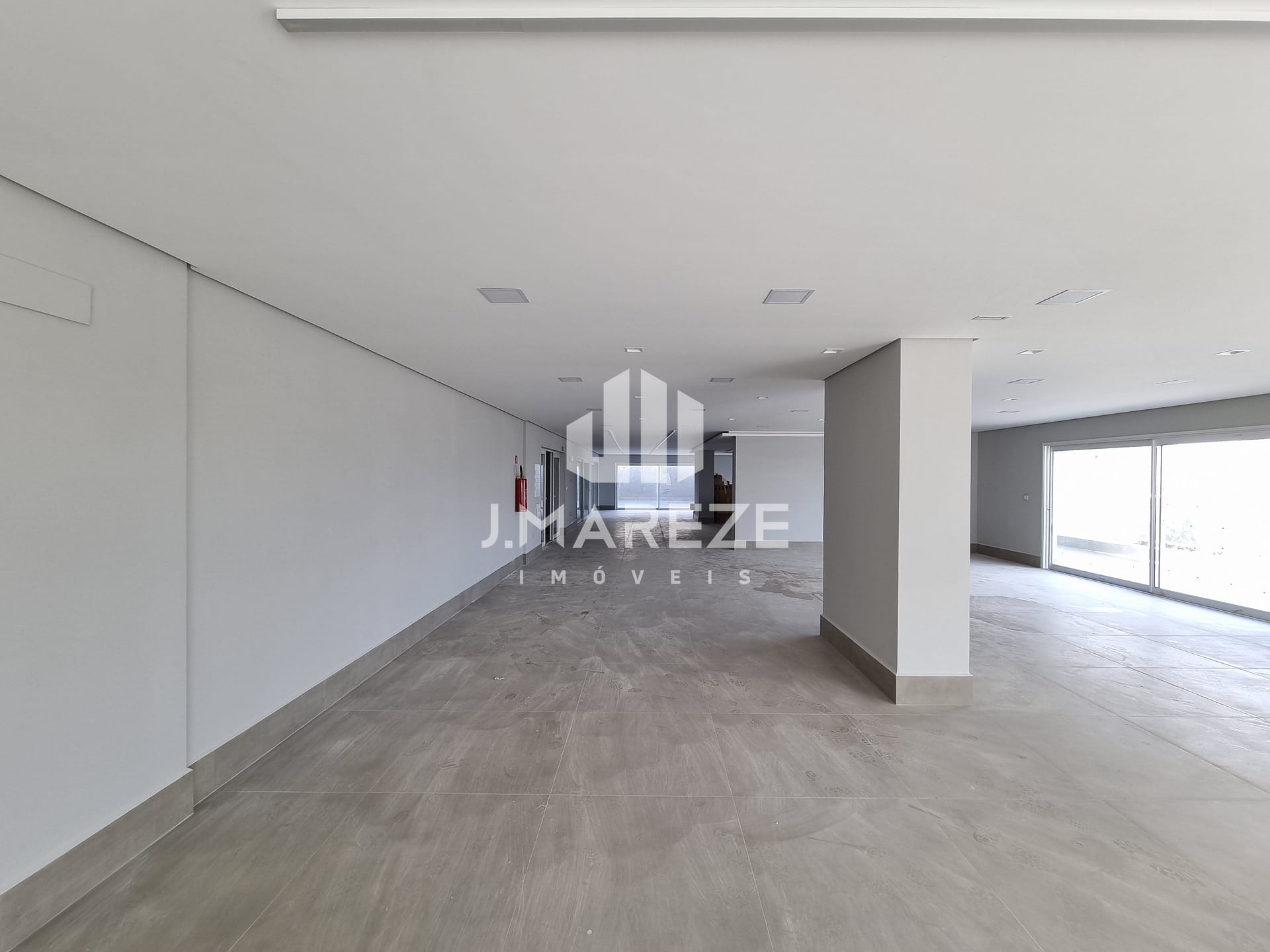 Apartamento à venda com 3 quartos, 127m² - Foto 20