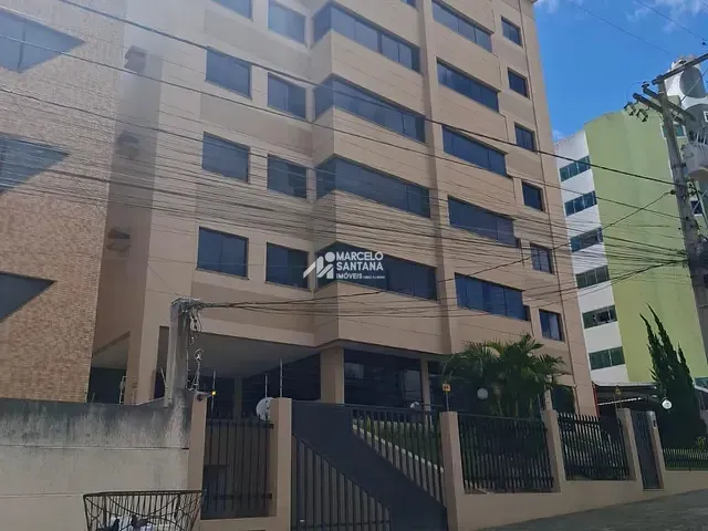 Apartamento 3 quartos e 3 banheiros, à venda, no bairro Candeias em Vitória da Conquista