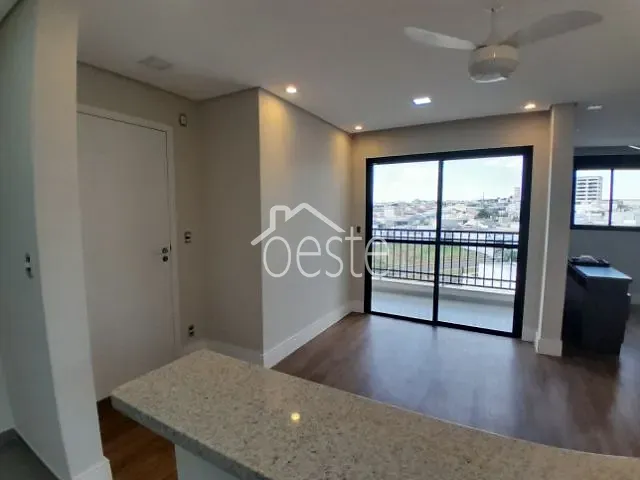 Apartamento com 70m² 2 quartos e 2 banheiros, para alugar, no bairro Terras de Santa Bárbara em Santa Bárbara D'Oeste
