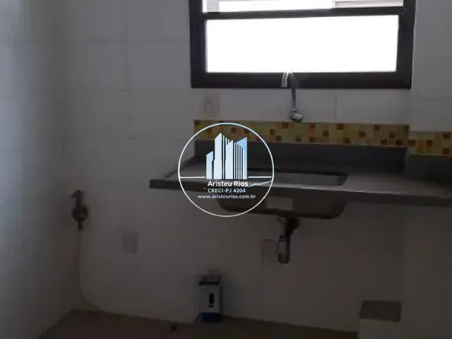Apartamento com 70m² 1 quarto e 1 banheiro, para alugar, no bairro Centro em Pouso Alegre