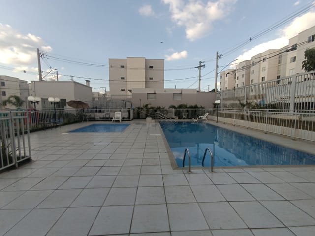 Foto do Apartamento - MORE NO MELHOR CONDOMÍNIO DA REGIÃO DO PEDRA AZUL!!! APTO 2 QUARTOS - LAZER COMPLETO E PORTARIA 24H | Fifty Imóveis