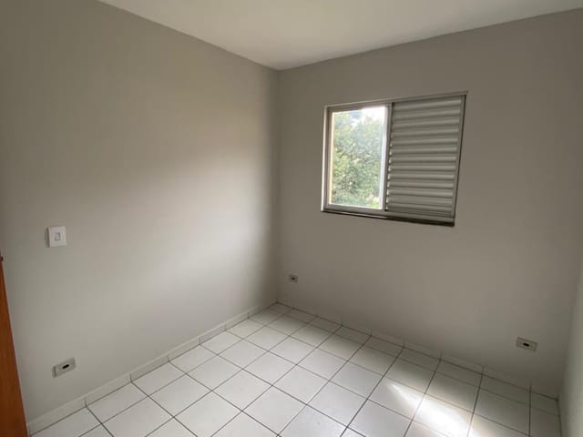 Apartamento 2 quartos e 1 banheiro, para alugar, no bairro Centro em Extrema